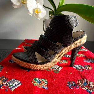 Loeffler Randall size 8 Sandals